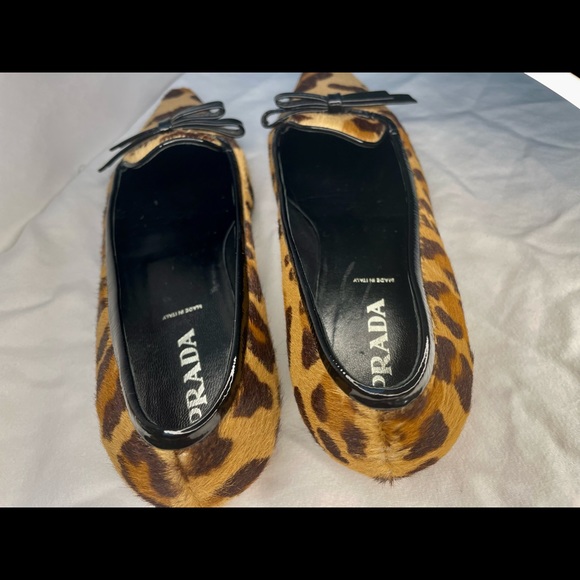 PRADA- women’s leopard print flats with black bow - Picture 3 of 6